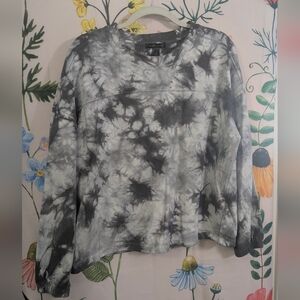 Banana Republic Black and Gray Tie-Dye Sweatshirt